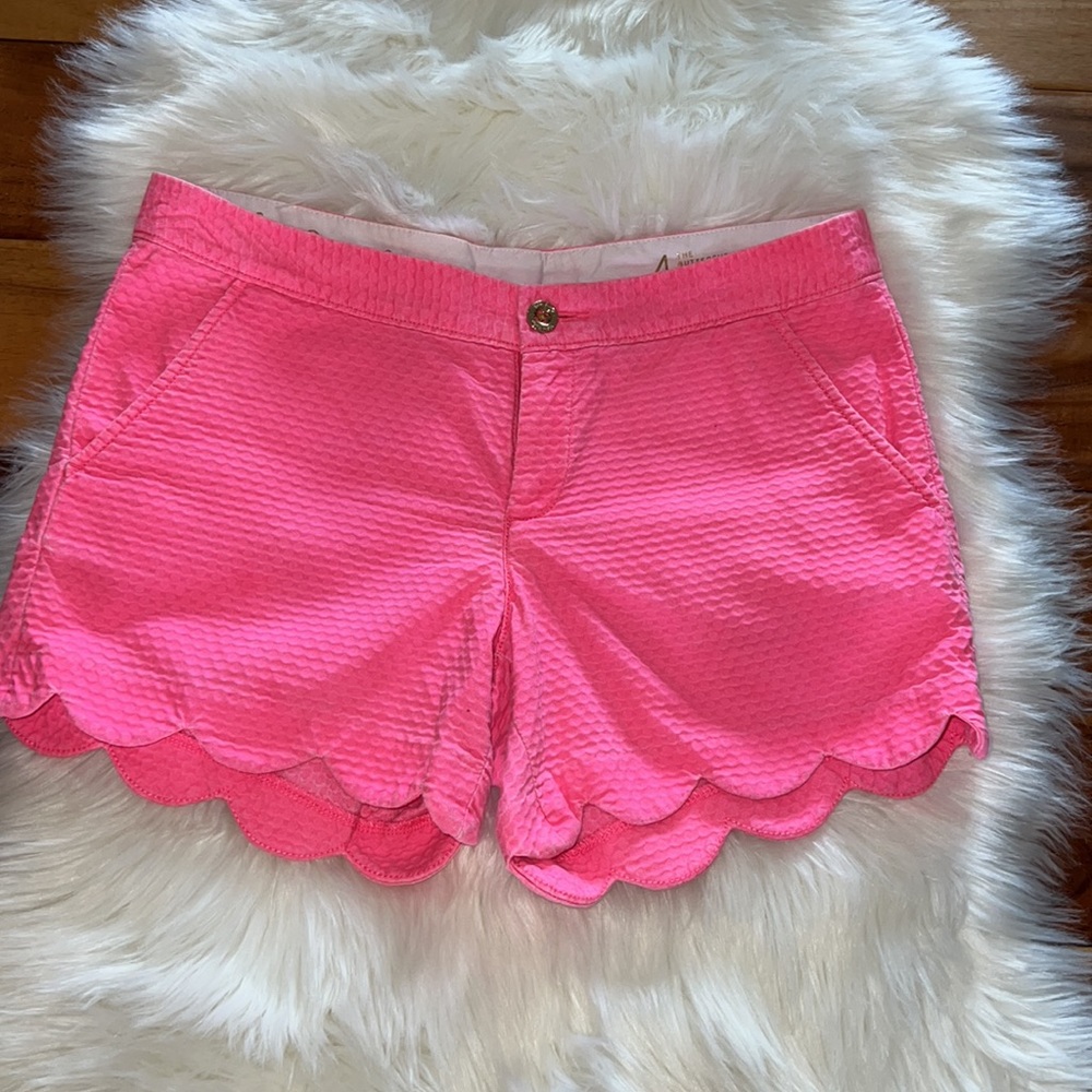 Lilly pulitzer buttercup shorts - Picture 2 of 10
